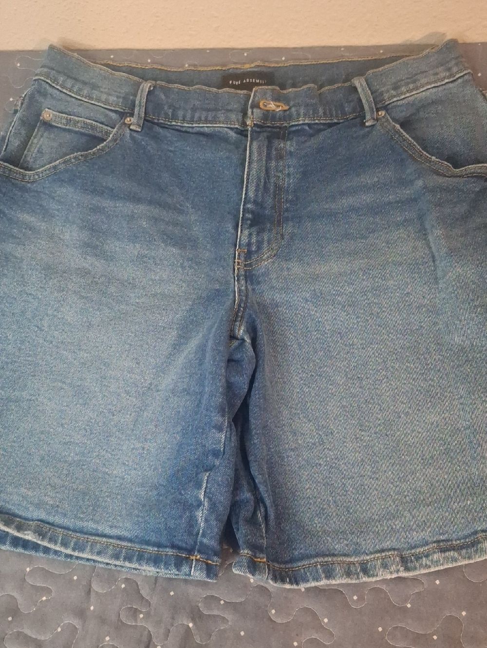Free Assembly Blue Denim Shorts size 10